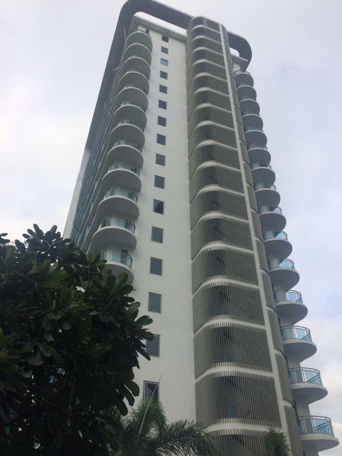 Azure Urban Resort Residence R&C - Paranaque Manila Eksteriør bilde